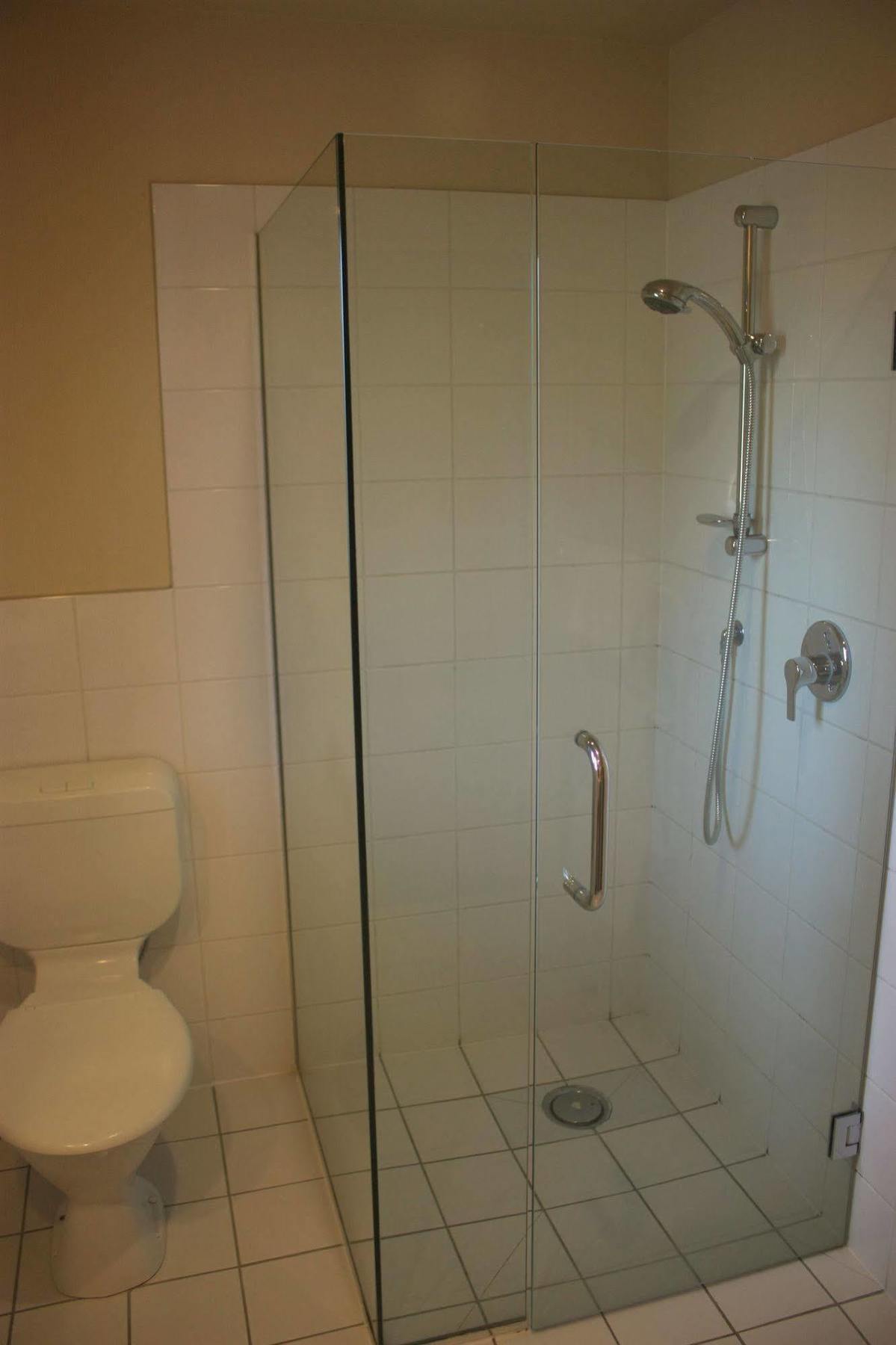 Cedar Grove Motor 5*